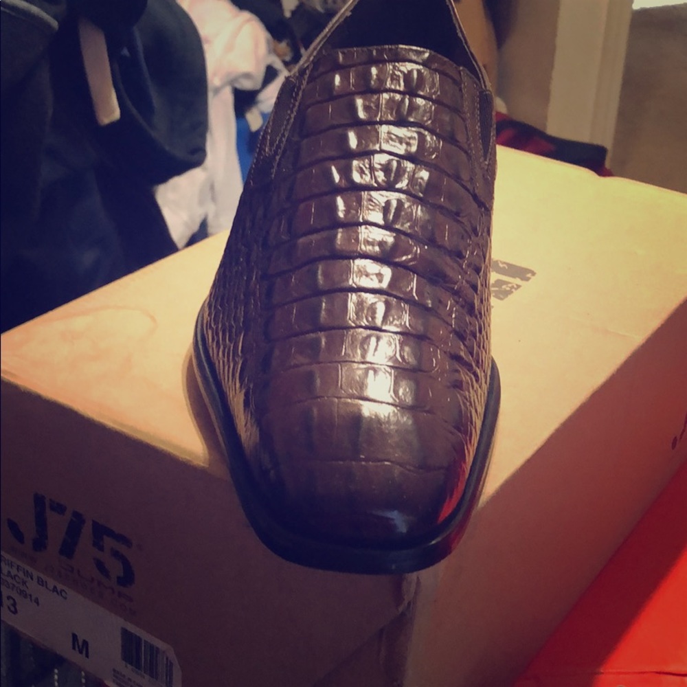 Just want to sell them need money